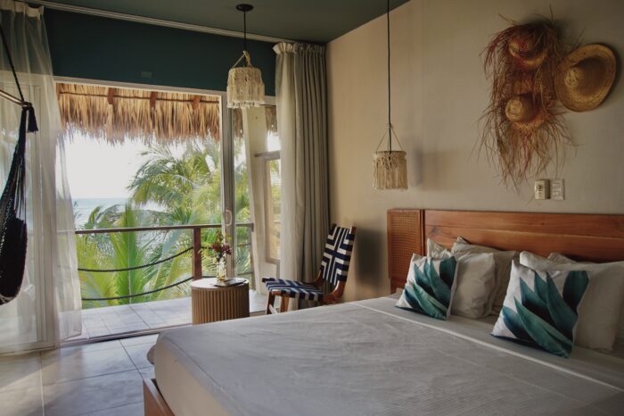superior king size room with direct ocean view